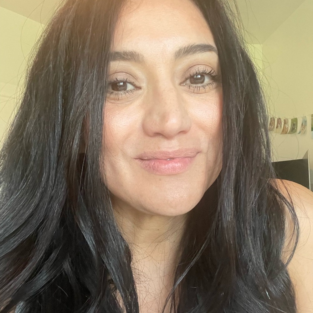 Meet your Posher, Elizabeth